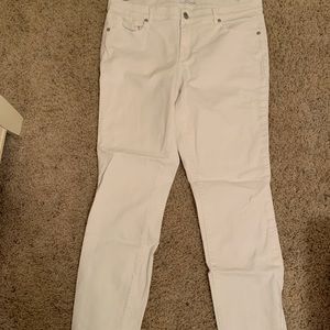 White loft jeans